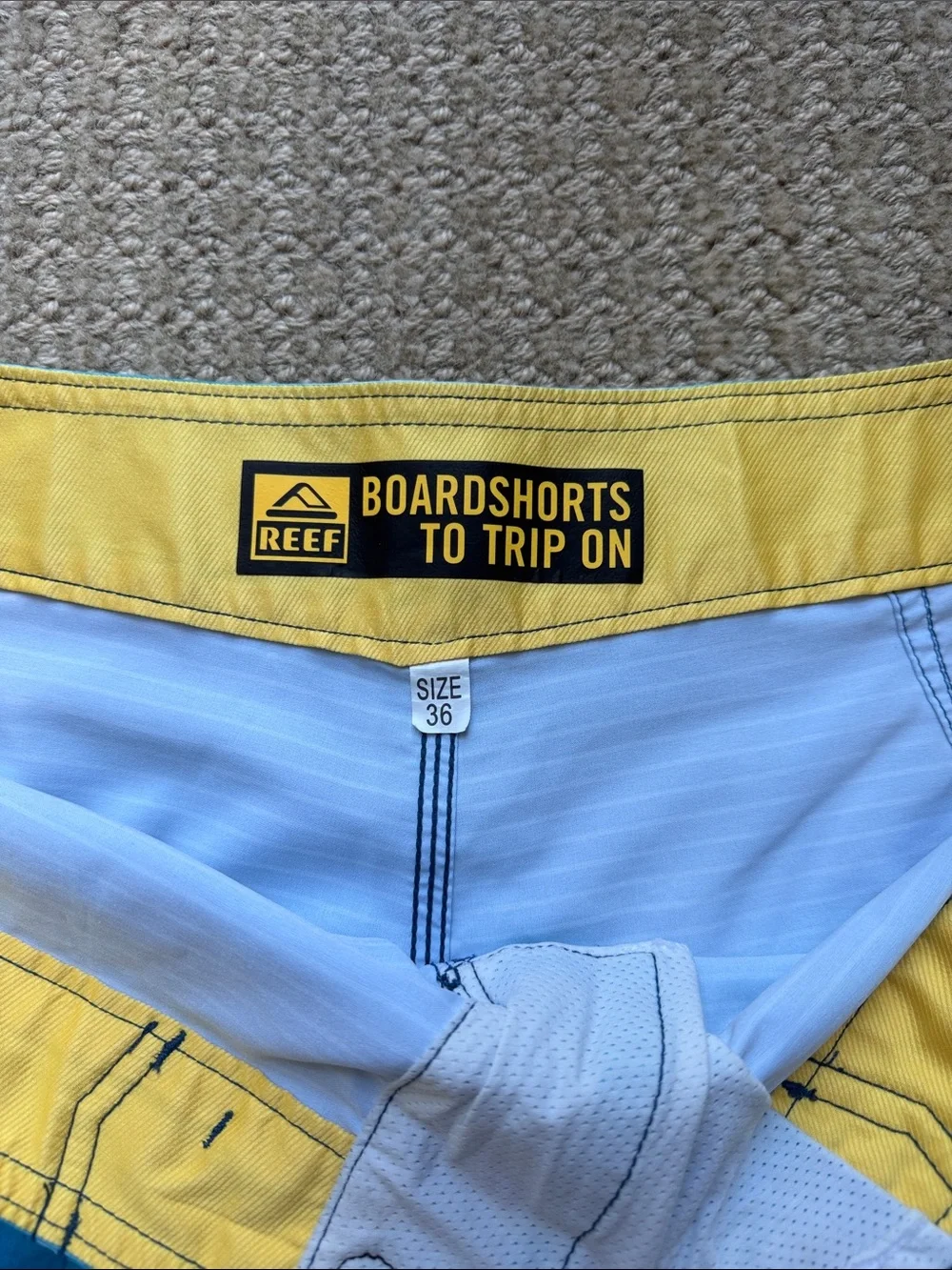 Reef Men's Blue and Yellow Tuna-Print Swim Shorts